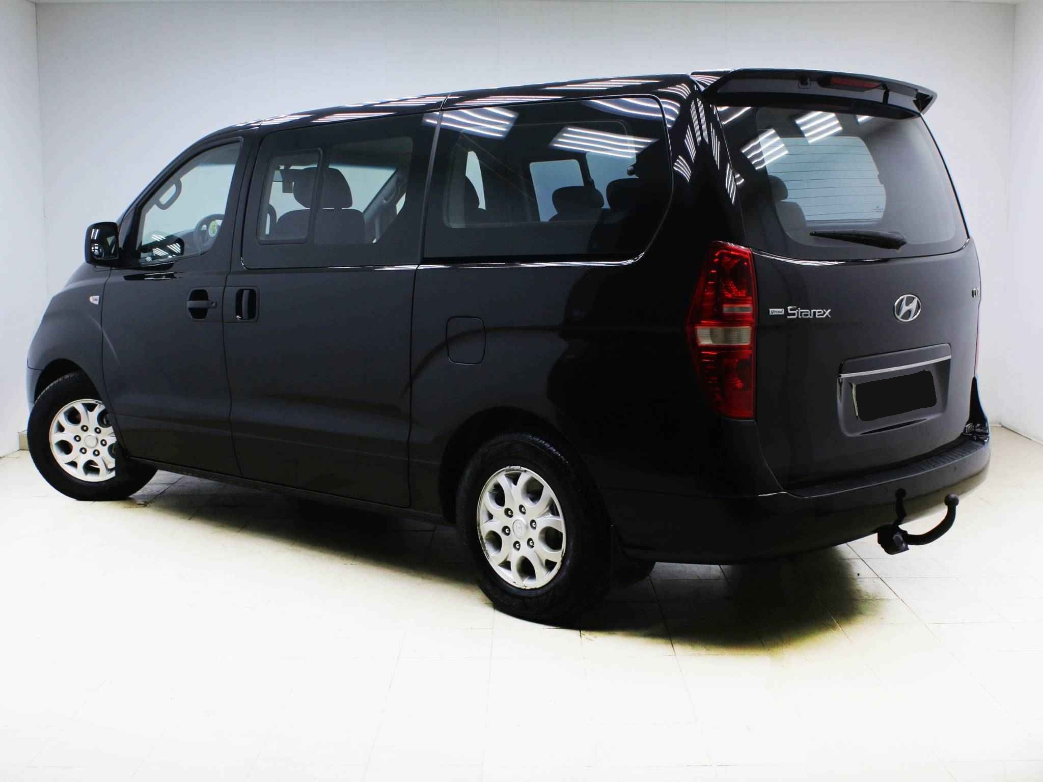 Hyundai Grand Starex, I