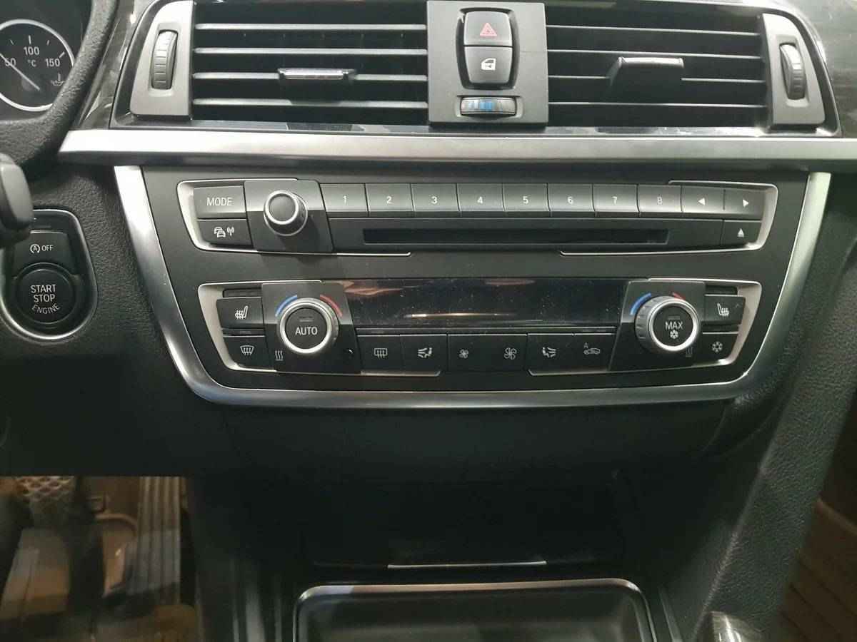 BMW 3 серии, VI (F3x)