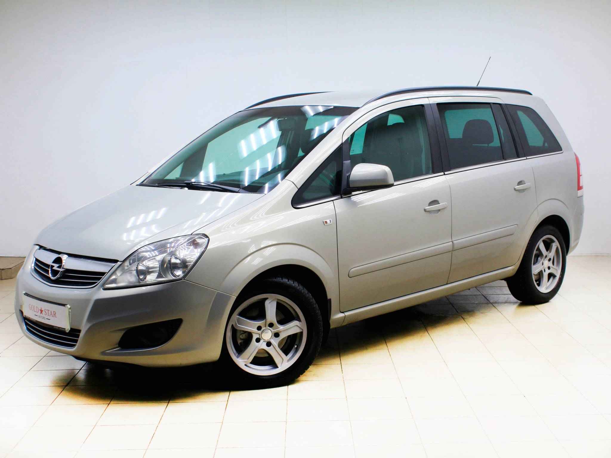 Opel Zafira, B Рестайлинг