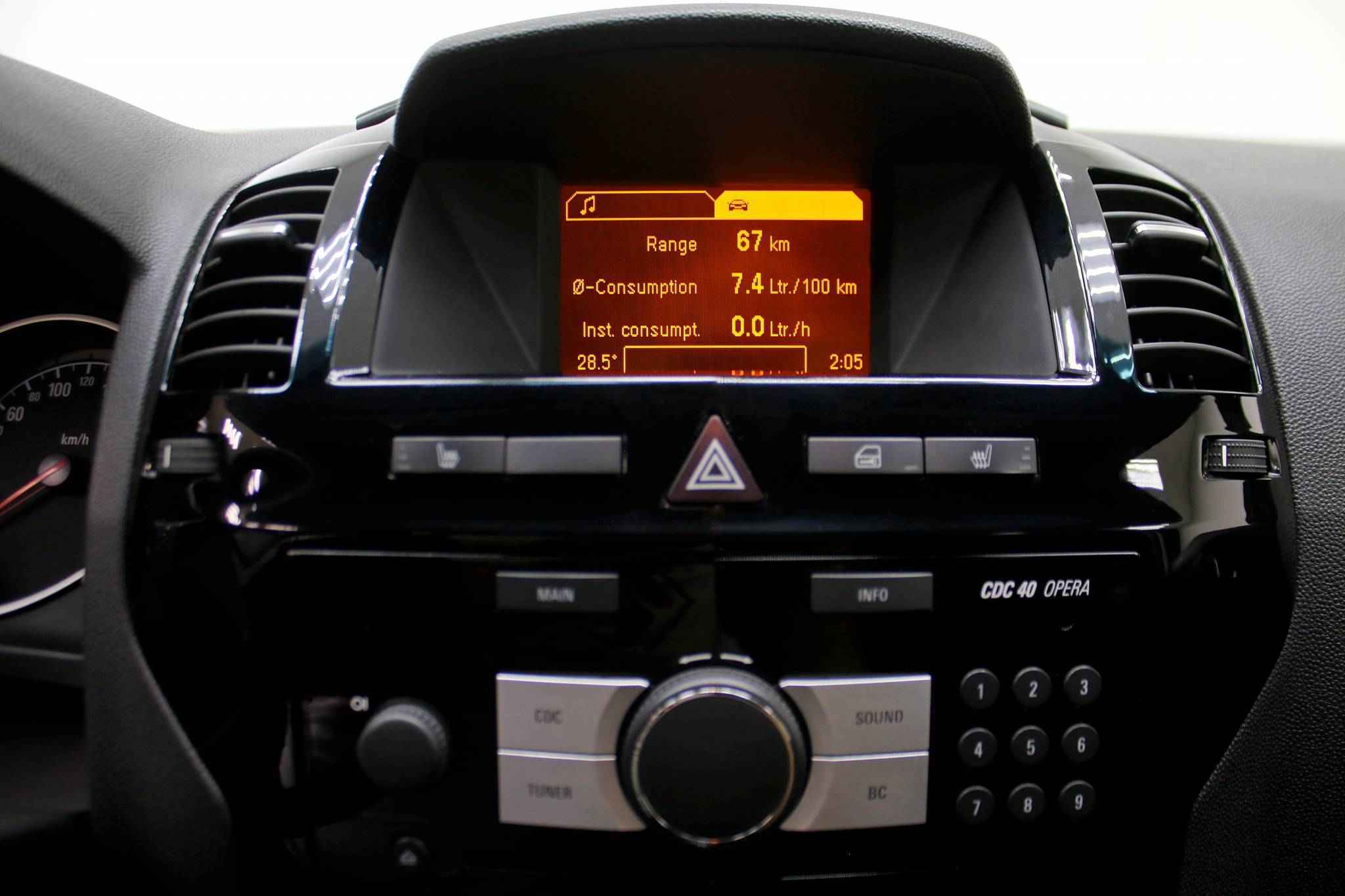 Opel Zafira, B Рестайлинг