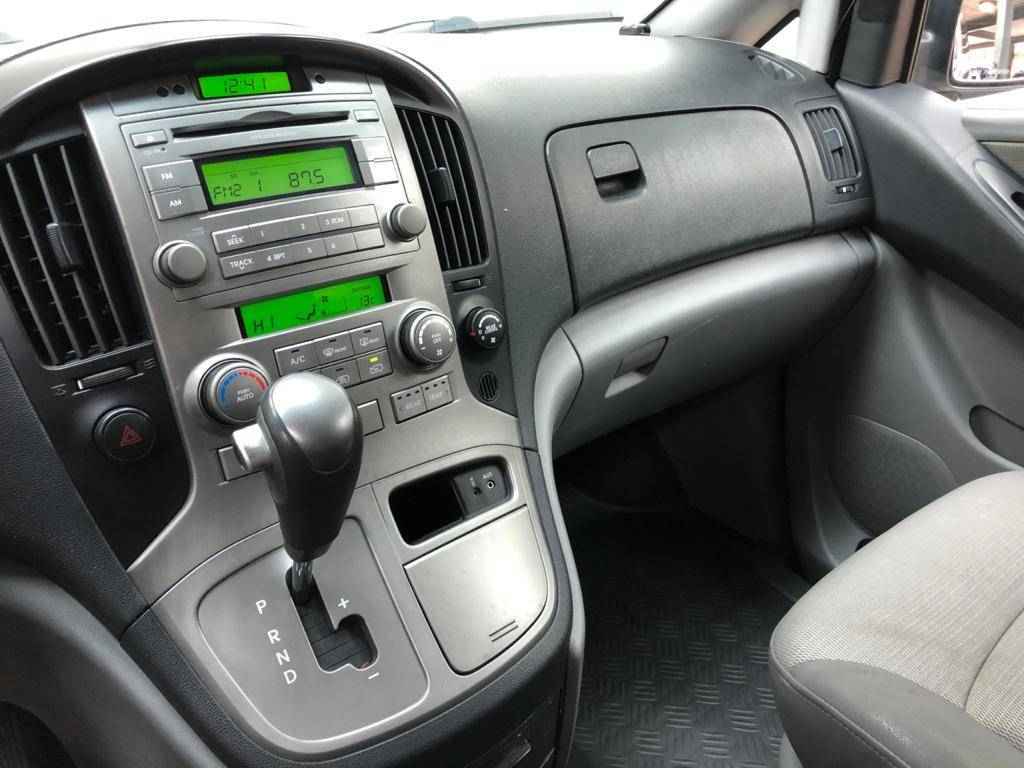 Hyundai Grand Starex, I