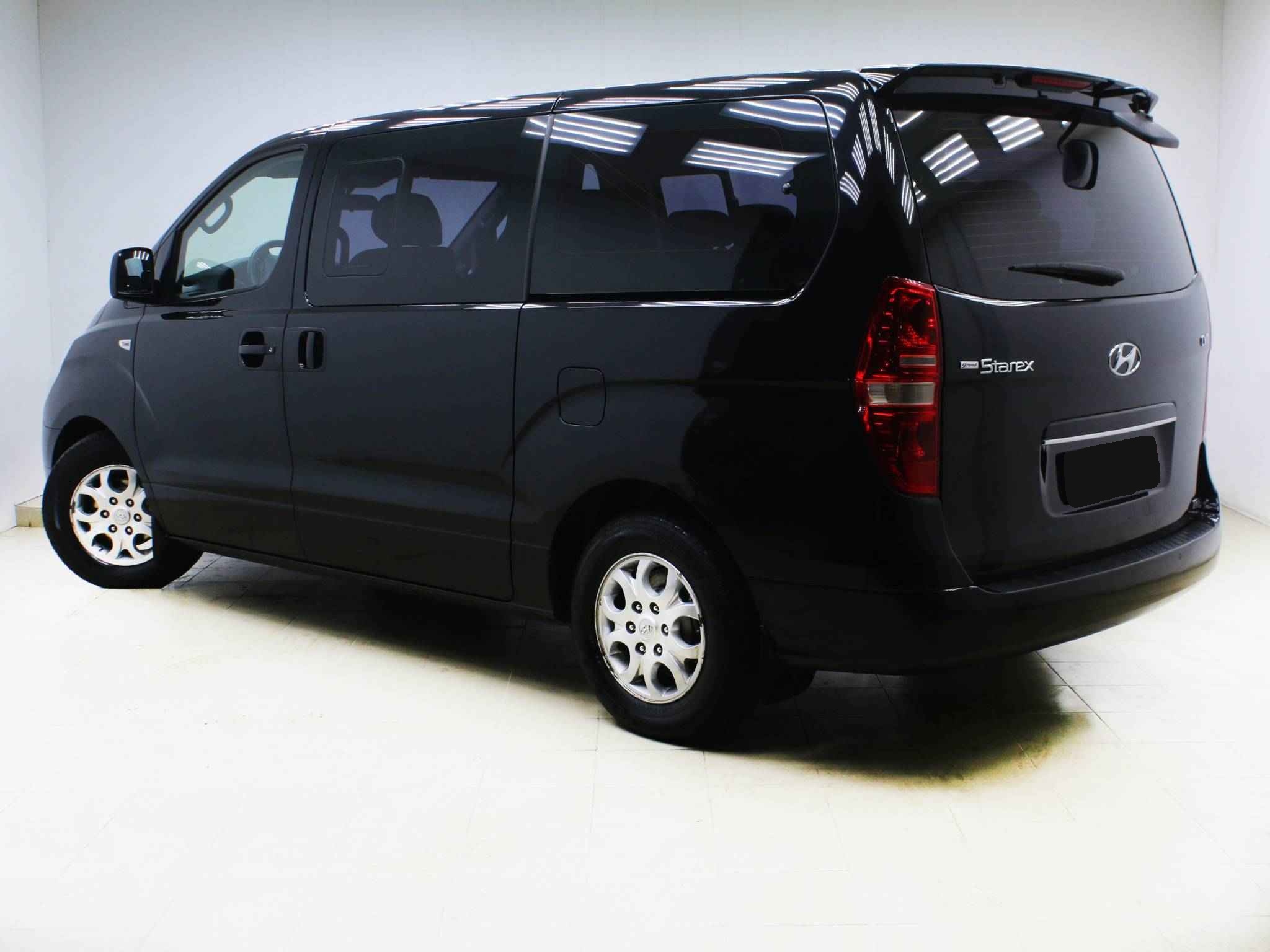 Hyundai Grand Starex, I