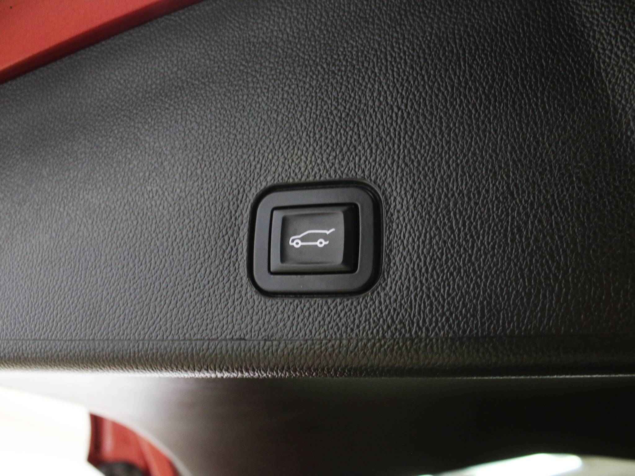 Cadillac SRX, II Рестайлинг