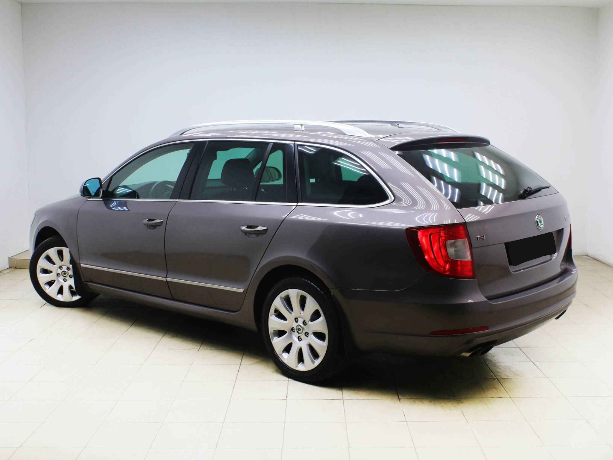 Skoda Superb, II