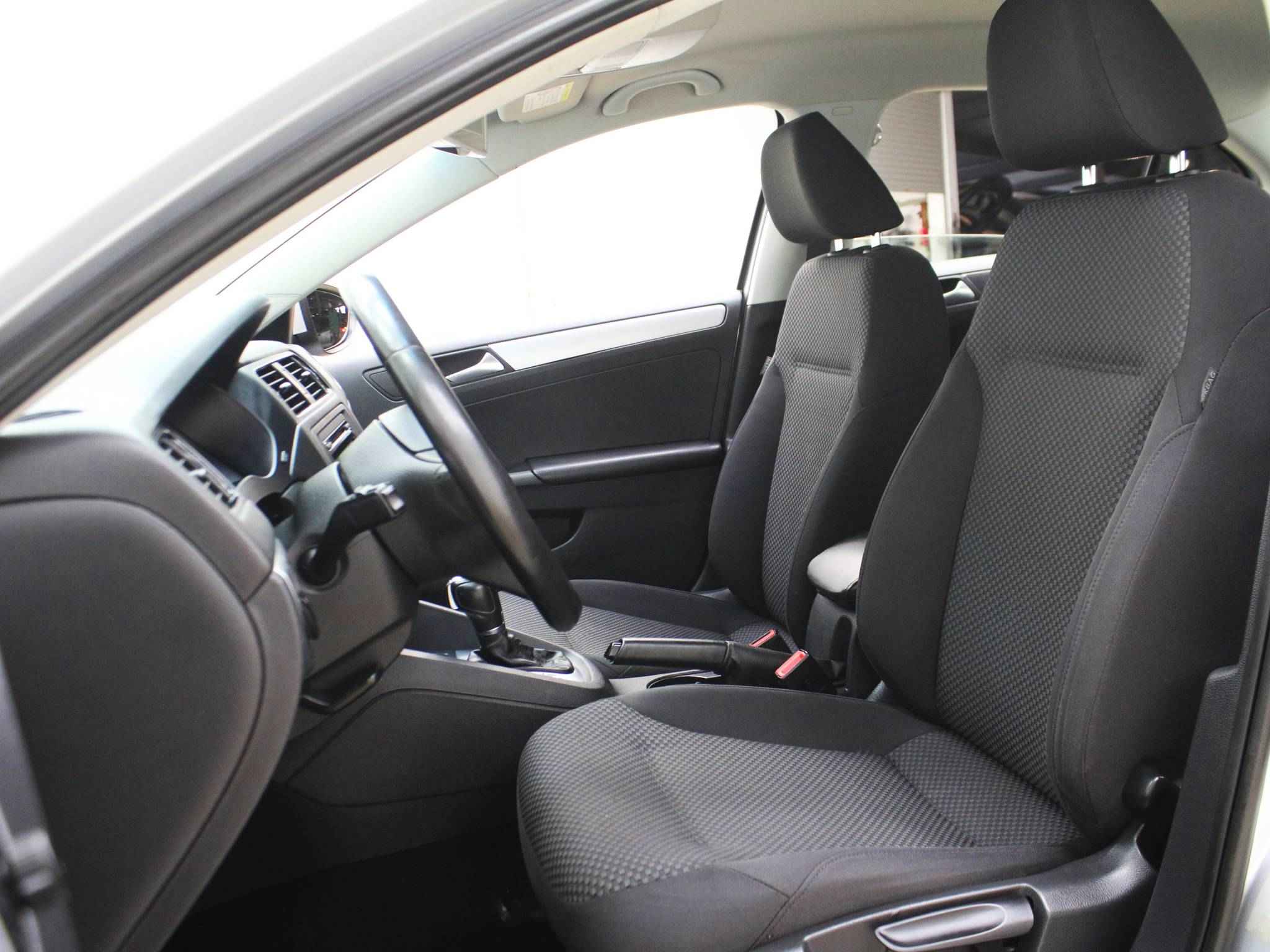 Volkswagen Jetta, VI