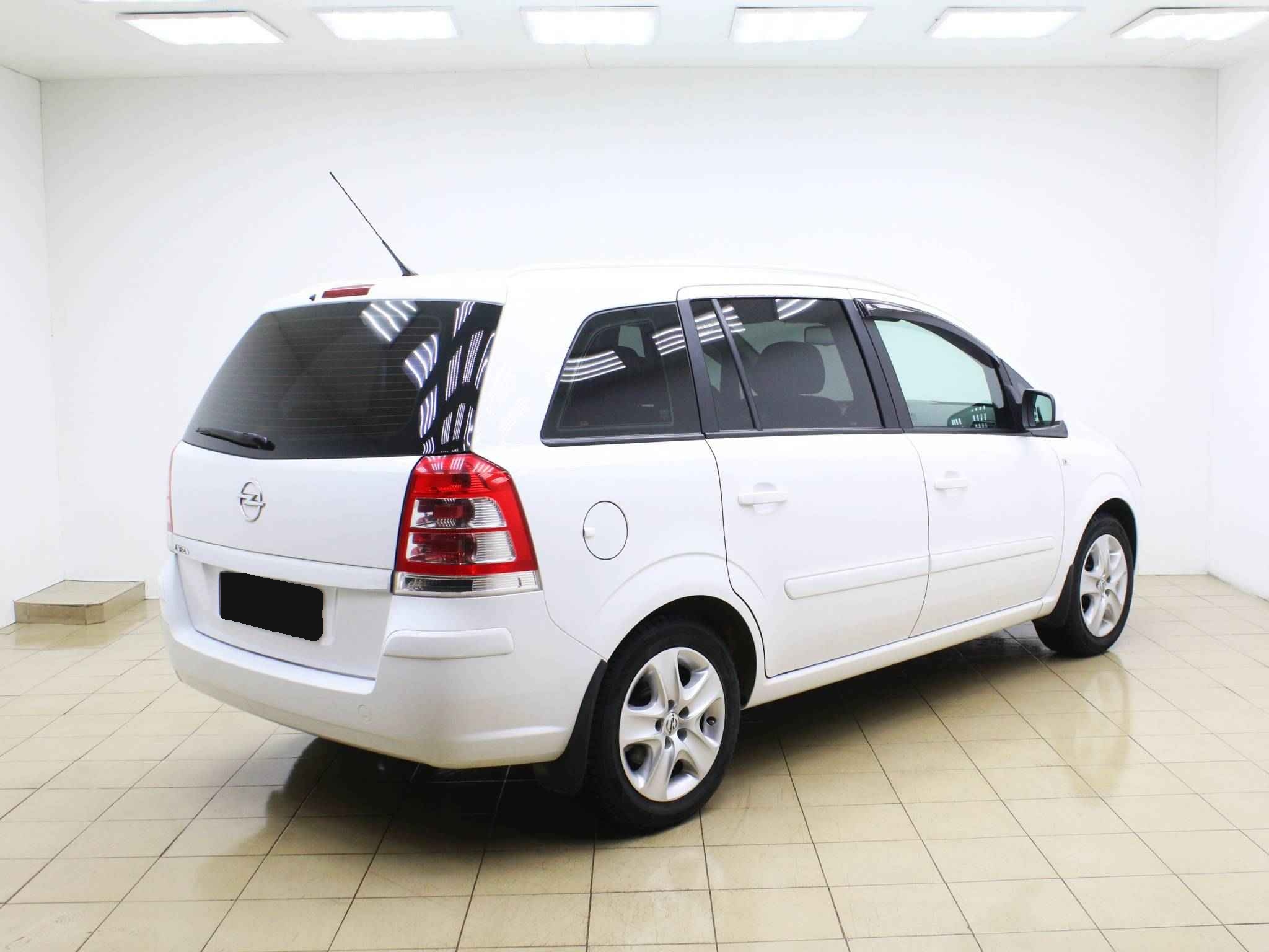 Opel Zafira, B Рестайлинг