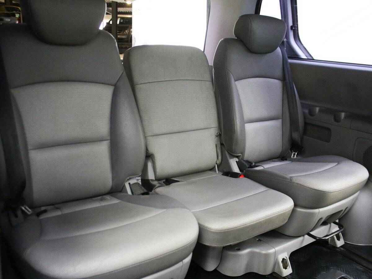 Hyundai Grand Starex, I