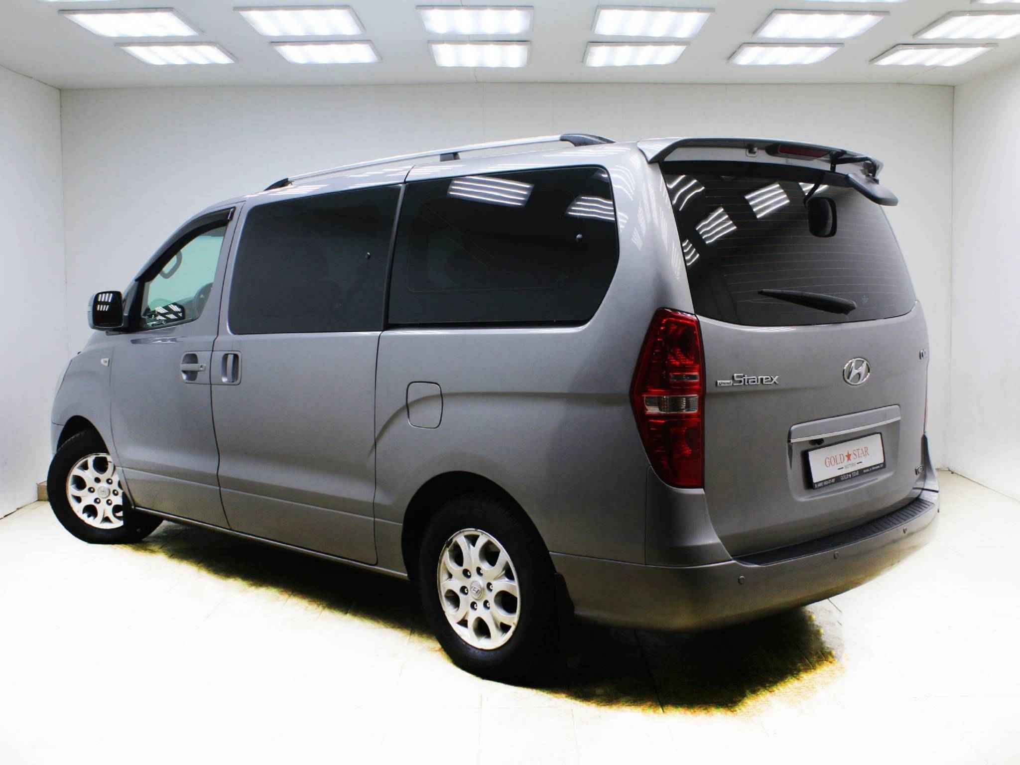 Hyundai Grand Starex, I