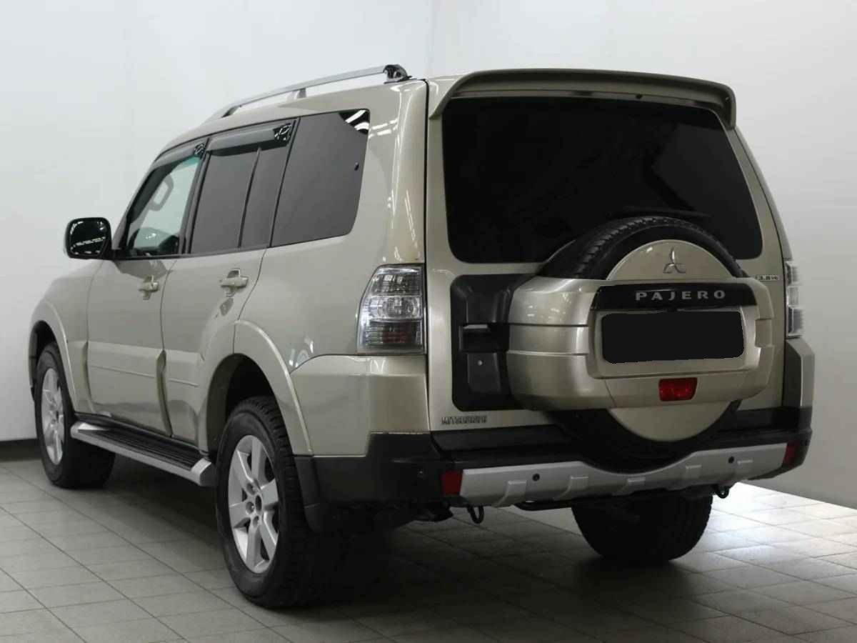 Mitsubishi Pajero, IV