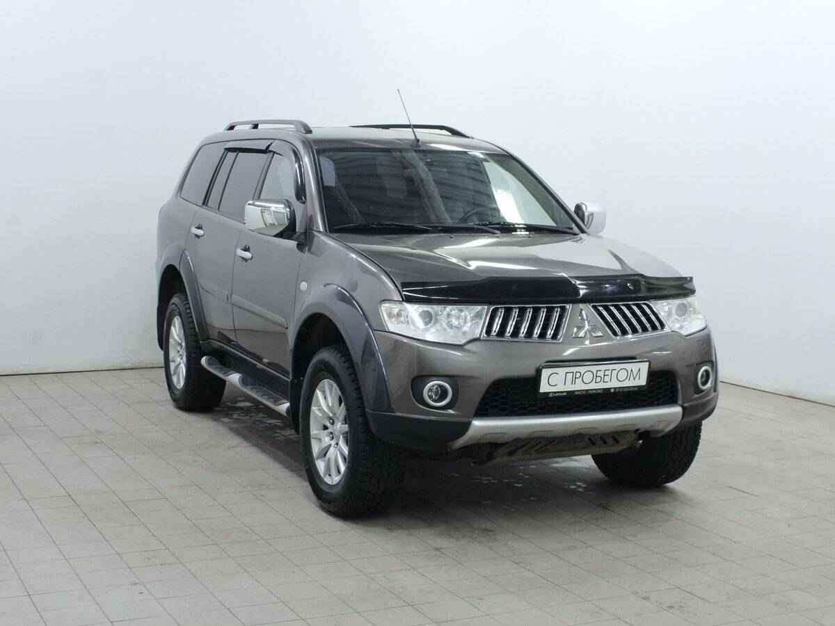 Mitsubishi Pajero Sport, II