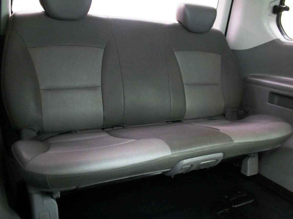 Hyundai Grand Starex, I