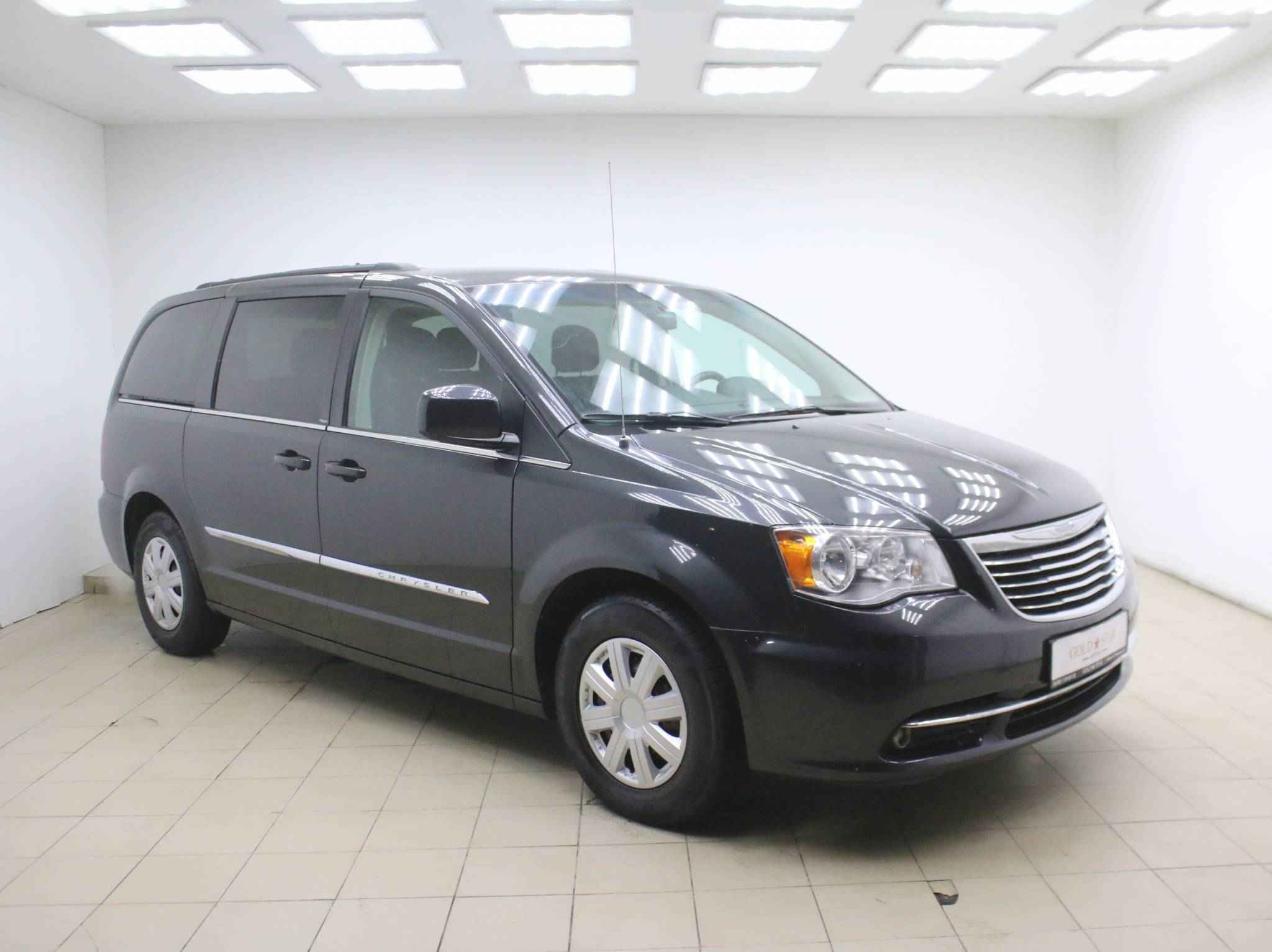 Chrysler Town & Country, V Рестайлинг