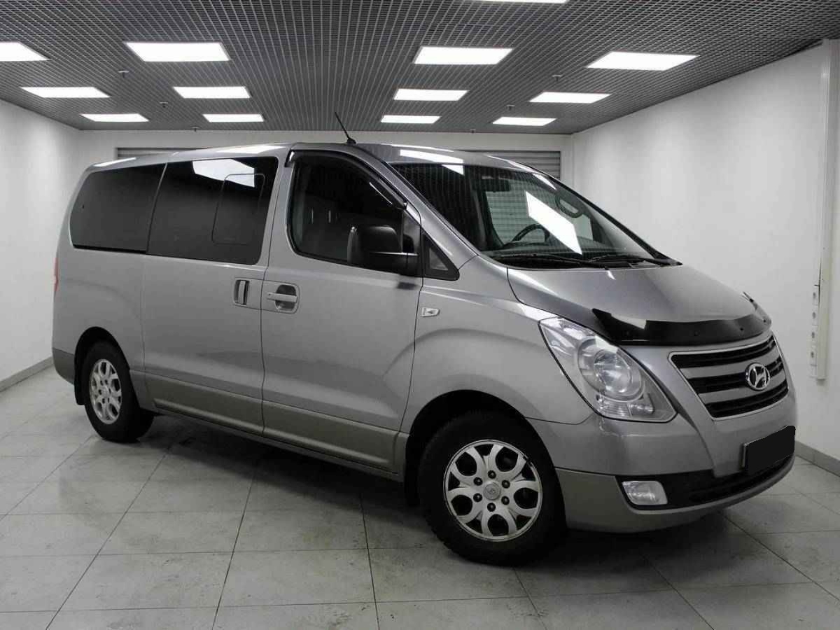 Hyundai Grand Starex, I