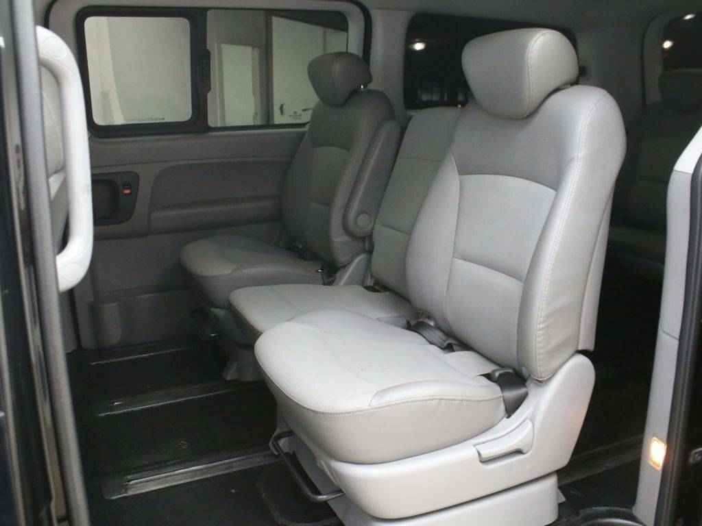 Hyundai Grand Starex, I