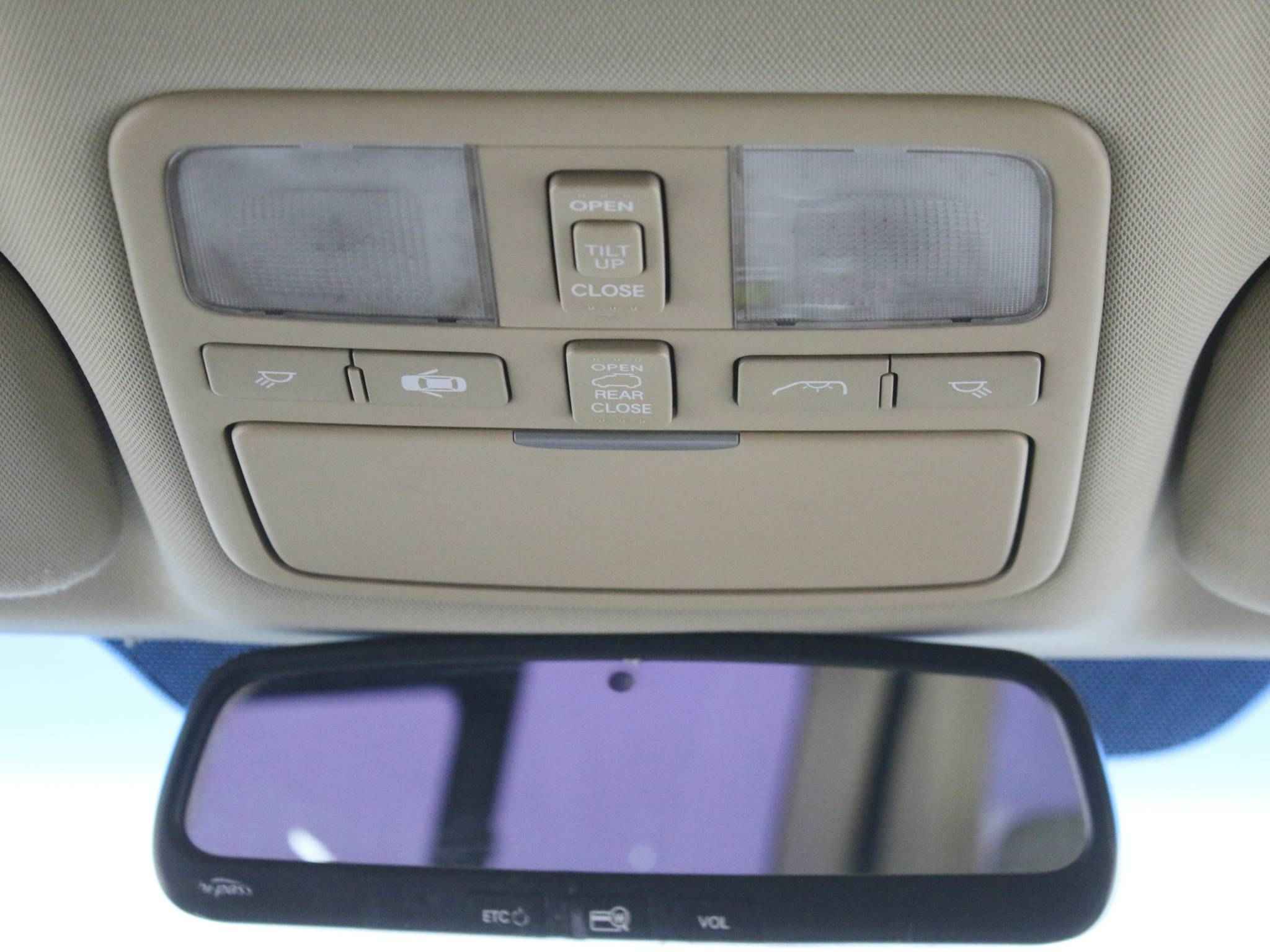 Hyundai Grand Starex, I