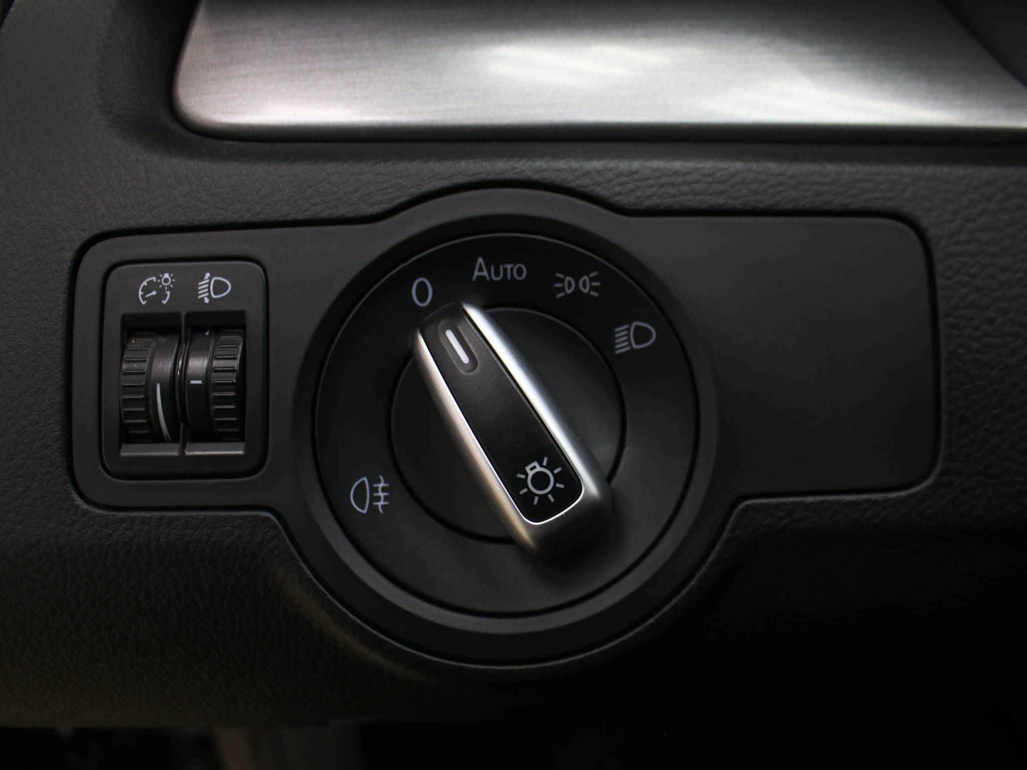 Volkswagen Passat, B7