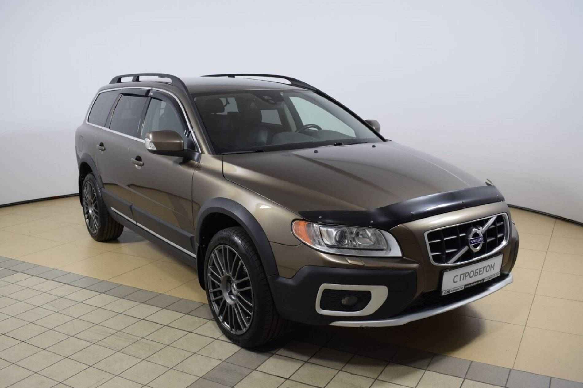 Volvo XC70, II