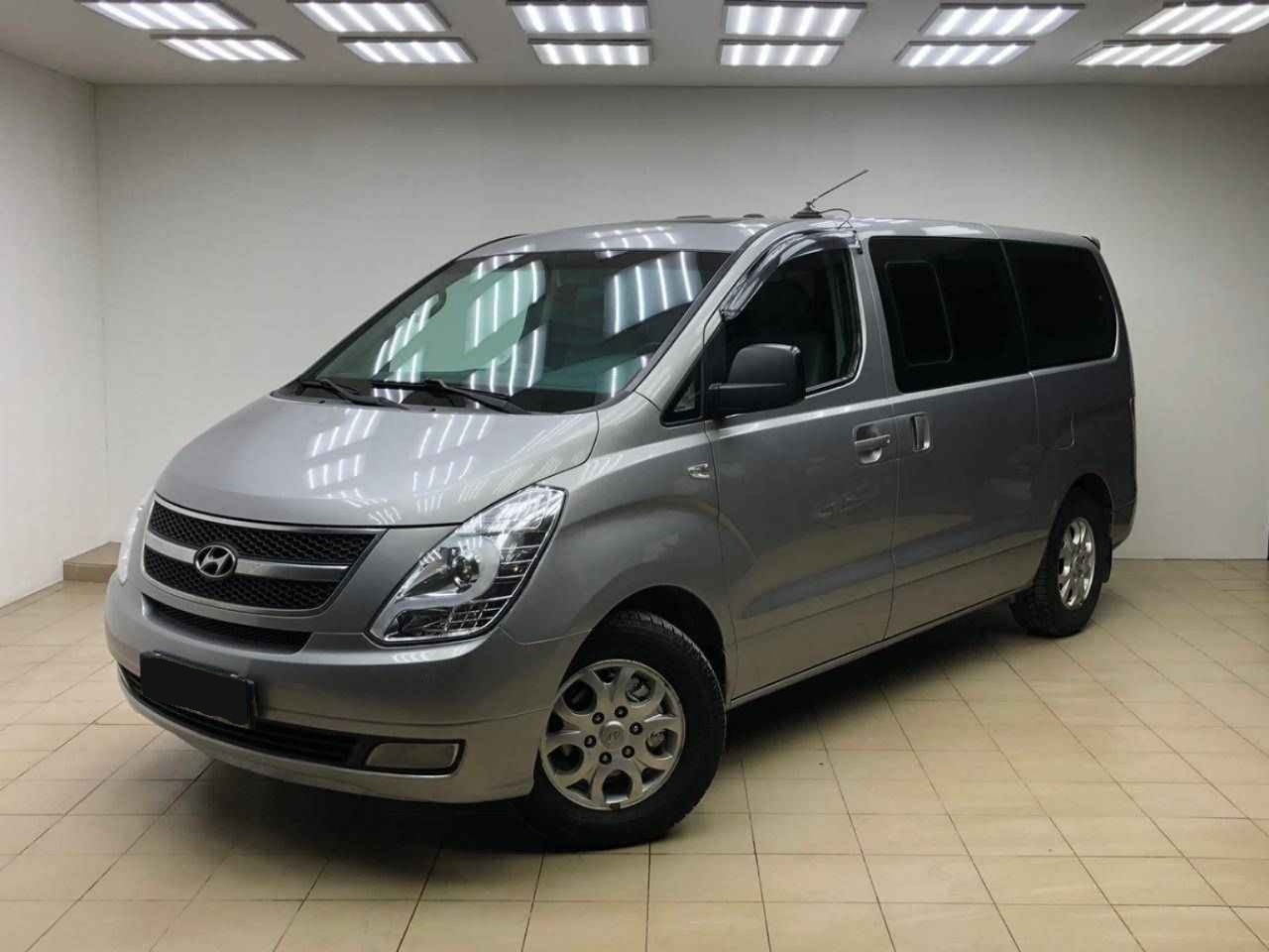 Hyundai Grand Starex, I