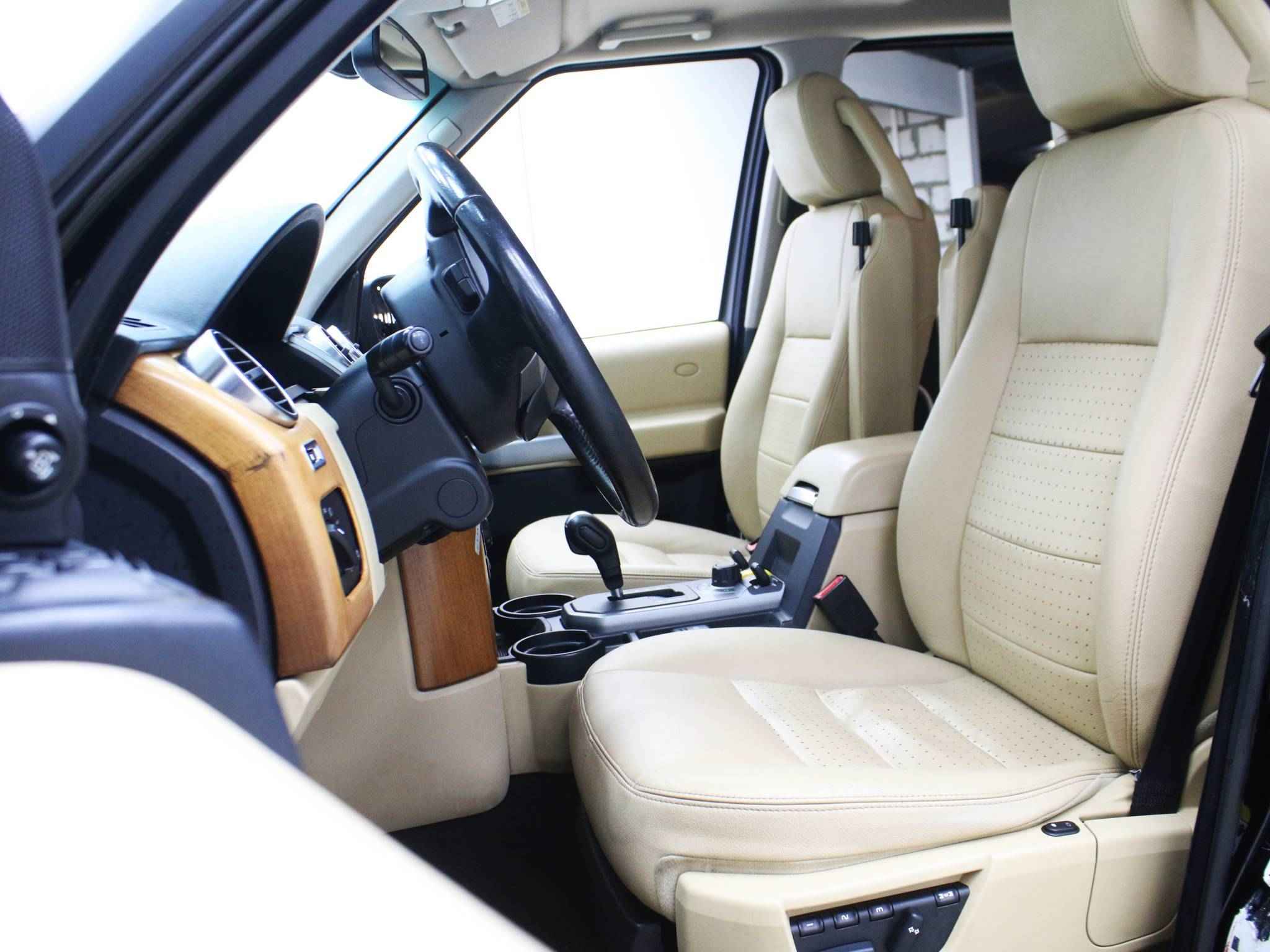 Land Rover Discovery, III