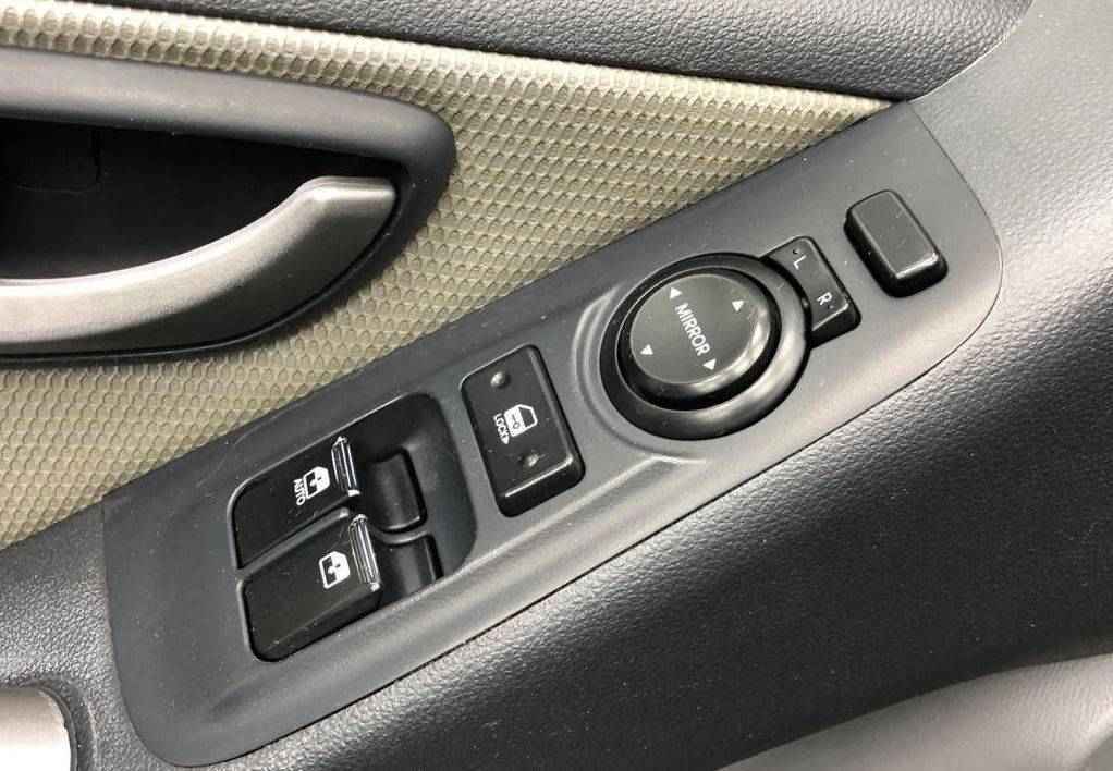 Hyundai Grand Starex, I