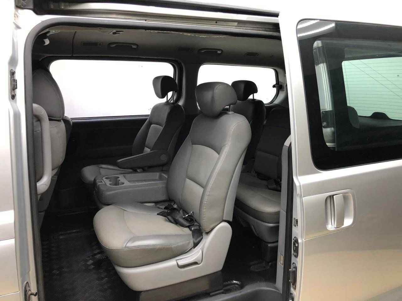 Hyundai Grand Starex, I