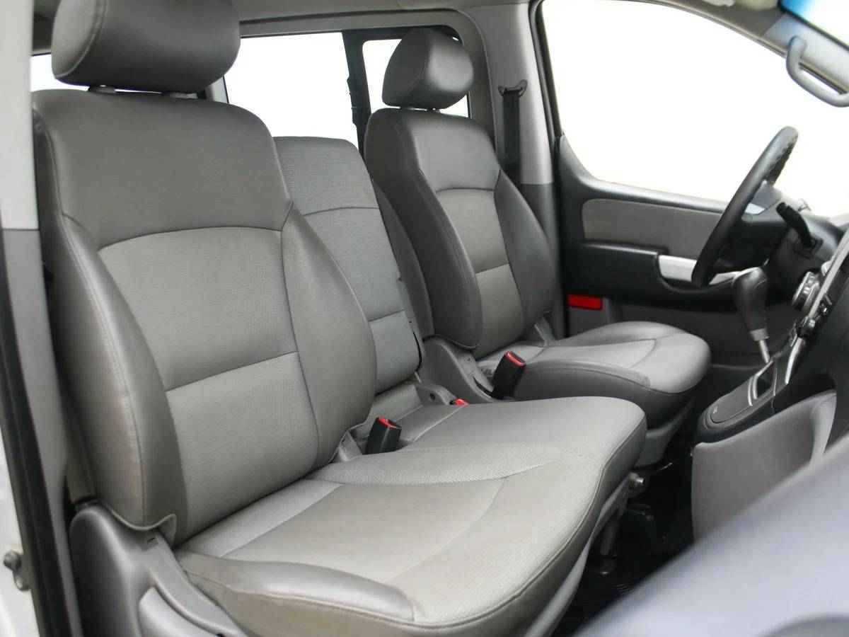 Hyundai Grand Starex, I