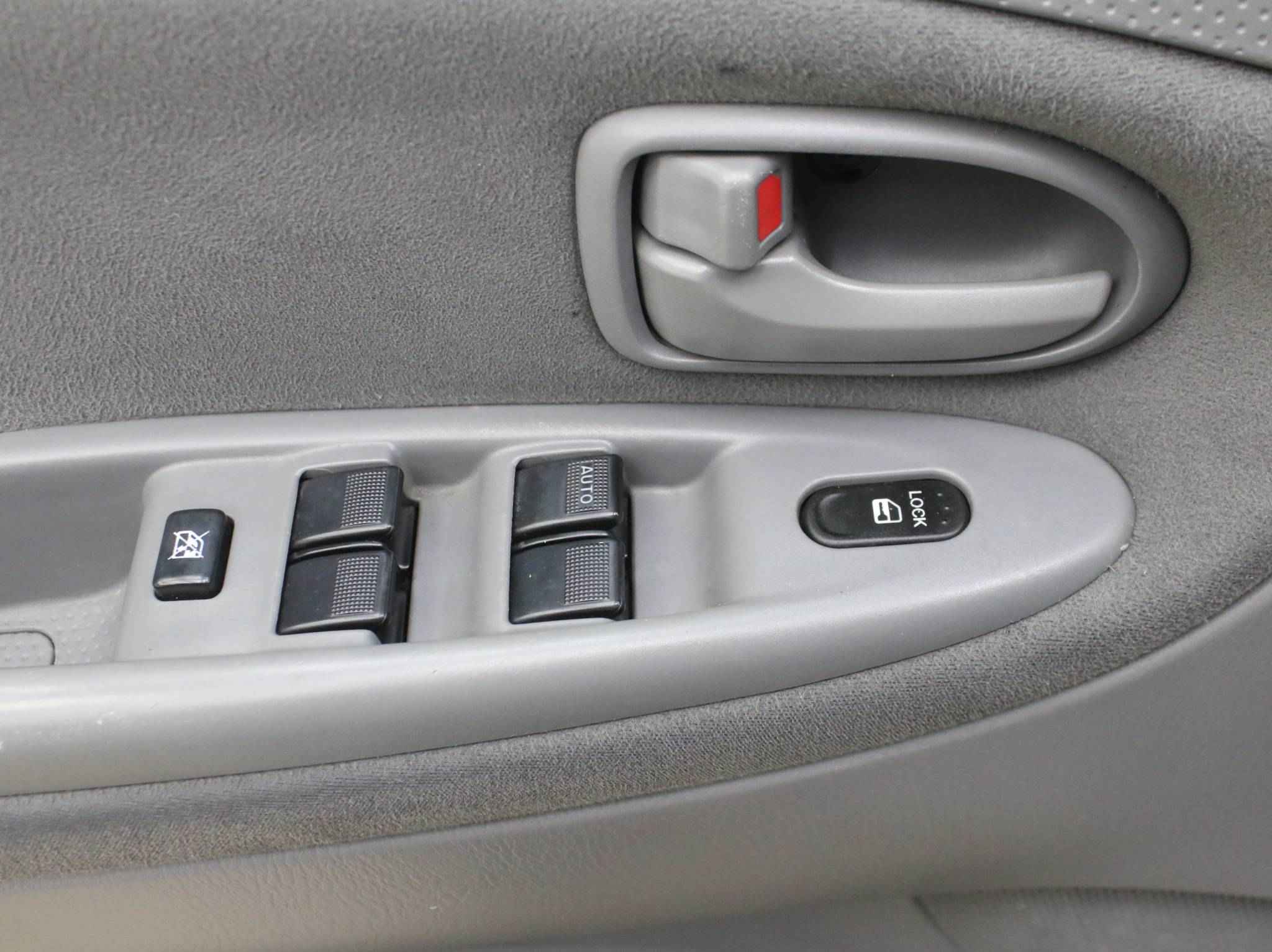 Mazda MPV, II (LW) Рестайлинг