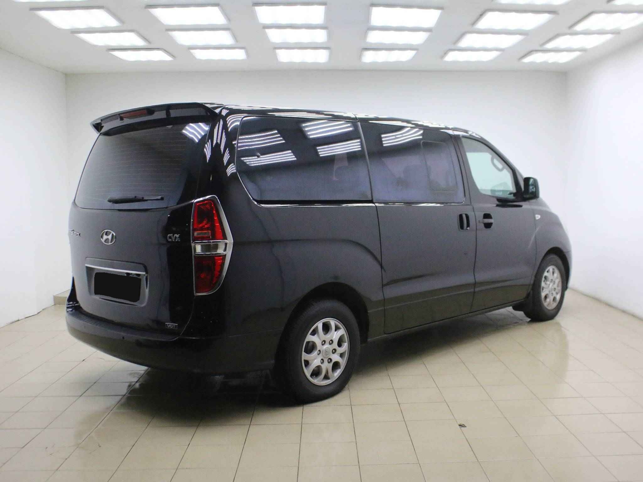 Hyundai Grand Starex, I