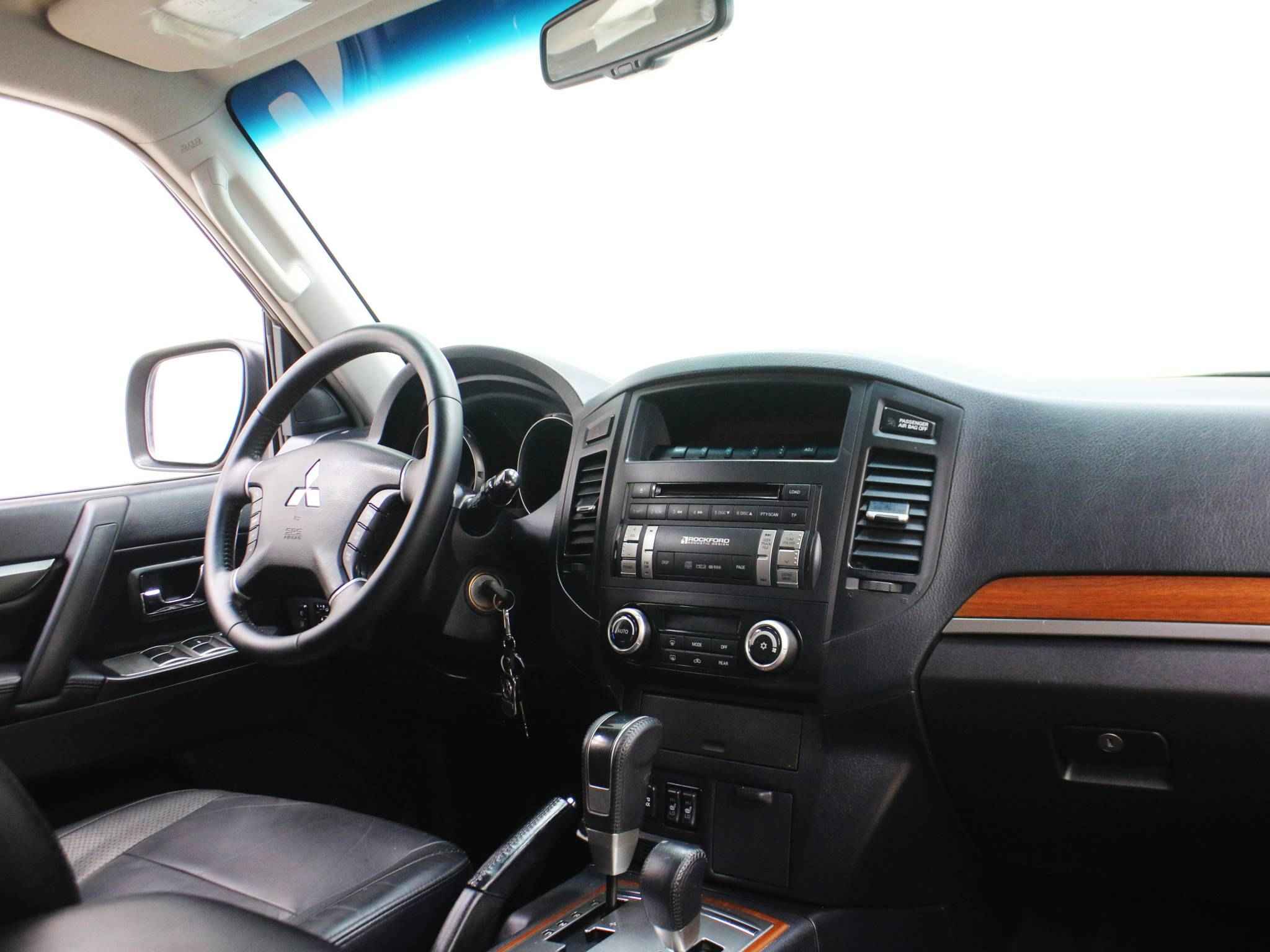 Mitsubishi Pajero, IV