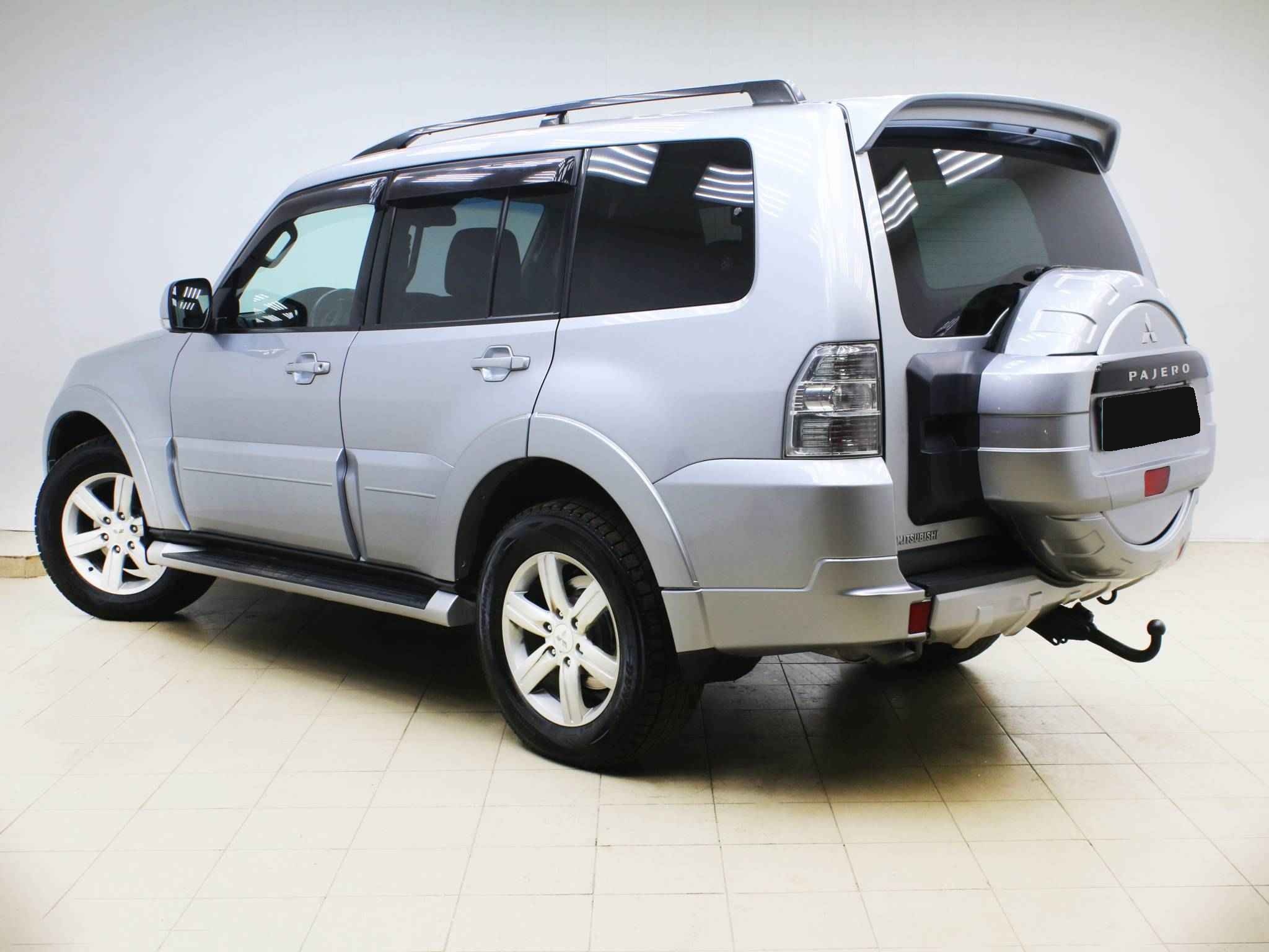 Mitsubishi Pajero, IV Рестайлинг 1