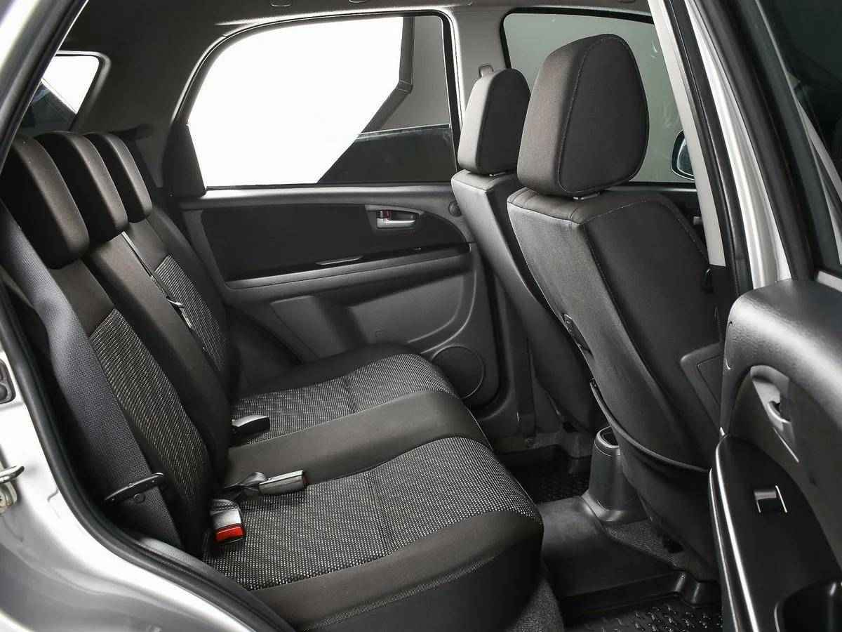 Suzuki SX4, I (Classic)