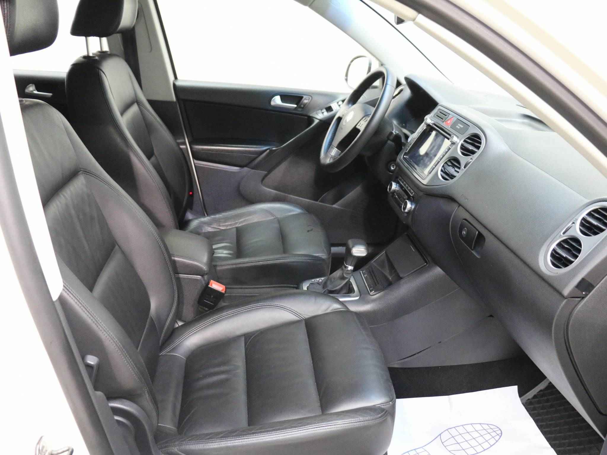 Volkswagen Tiguan, I