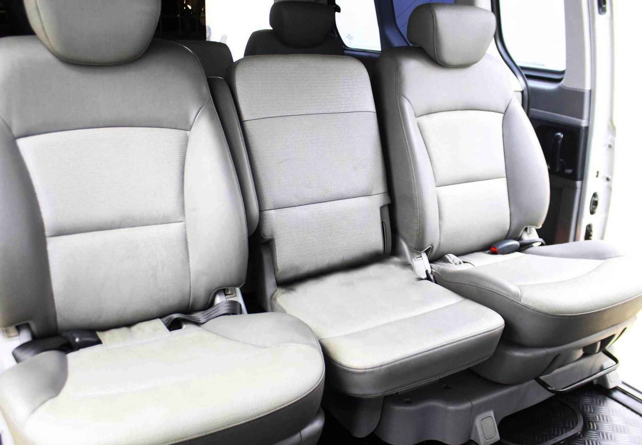 Hyundai Grand Starex, I