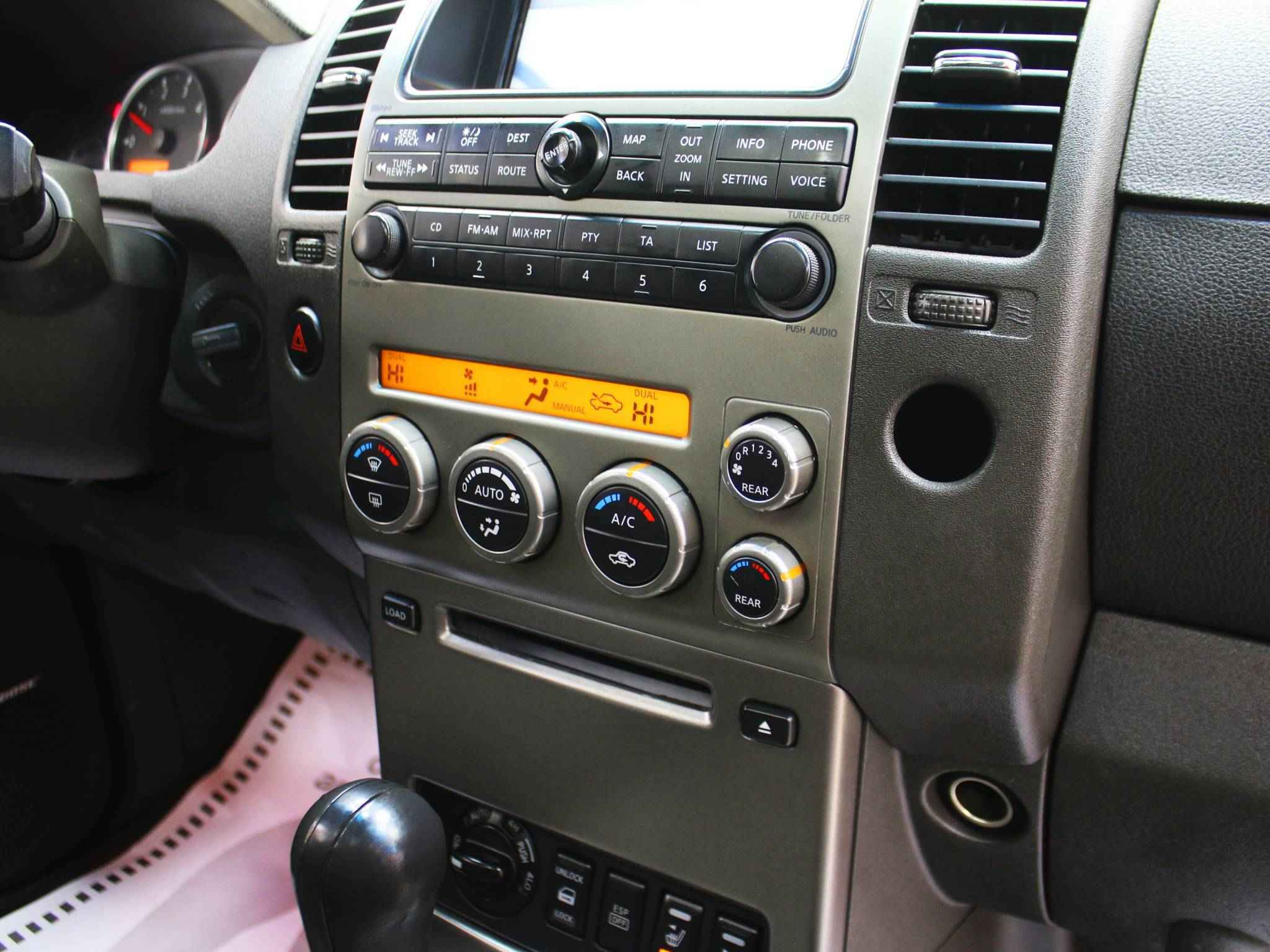 Nissan Pathfinder, III