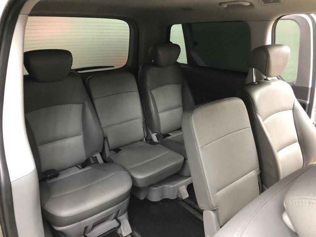 Hyundai Grand Starex, I