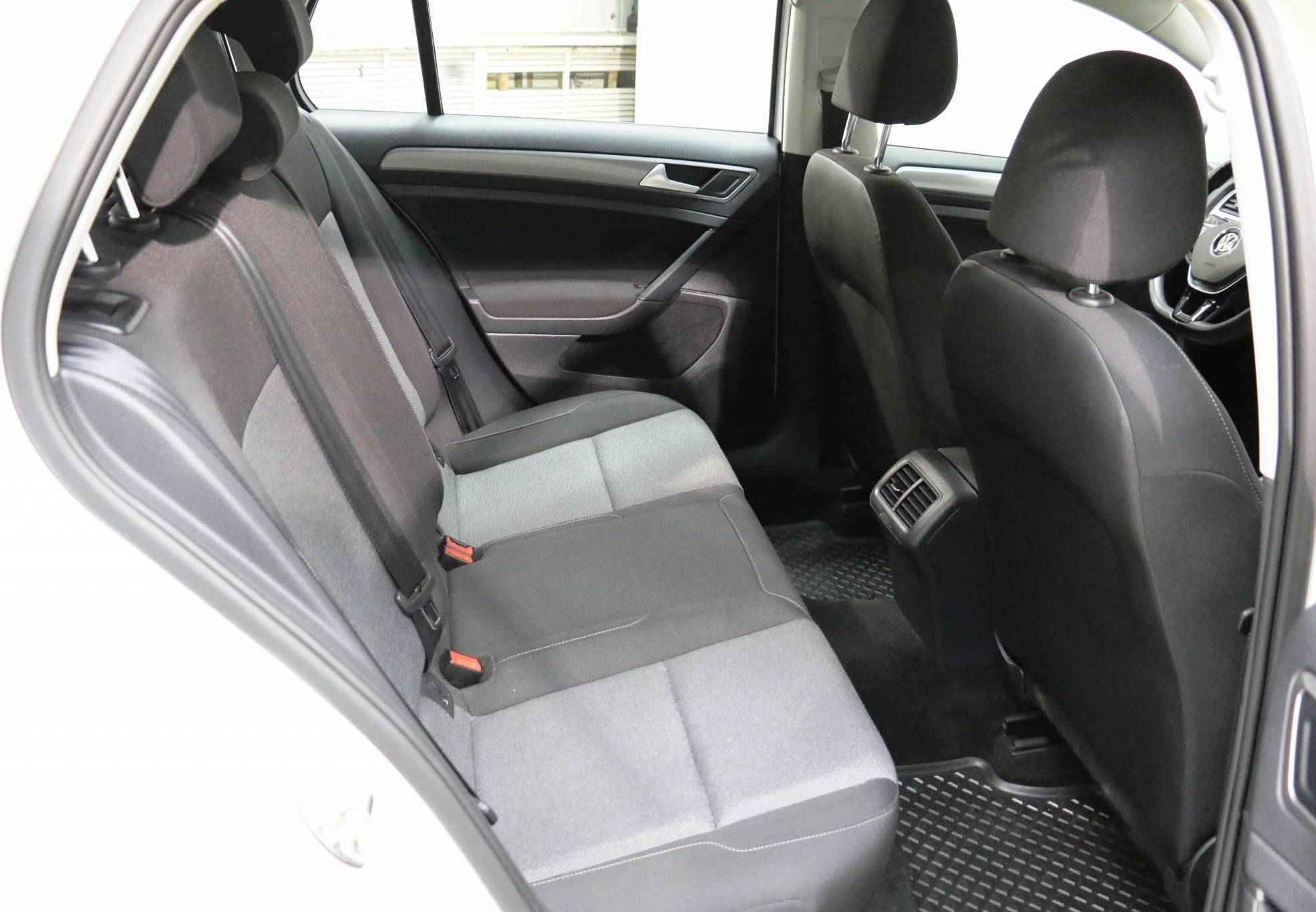 Volkswagen Golf, VII