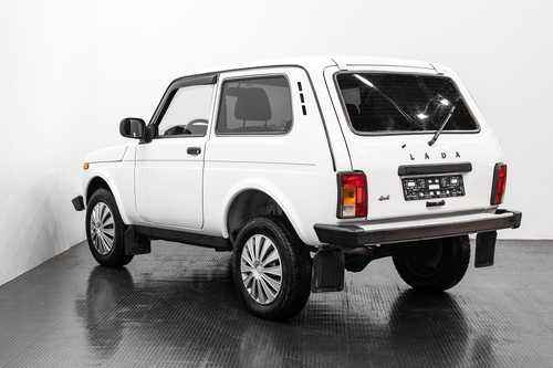 LADA (ВАЗ) 2121