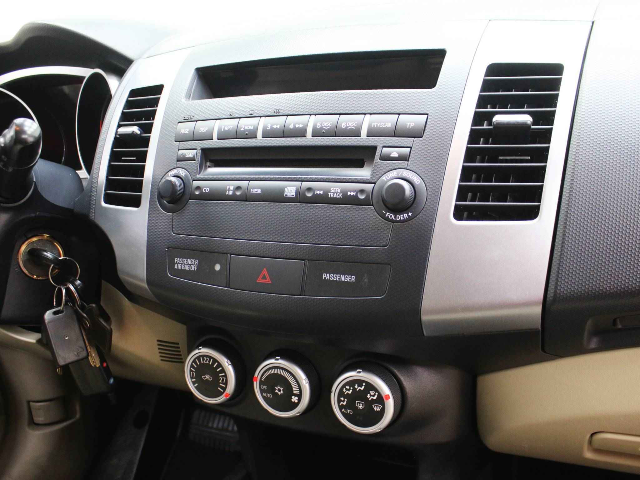 Mitsubishi Outlander, II