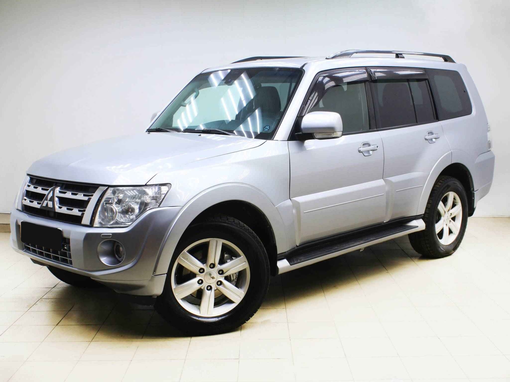 Mitsubishi Pajero, IV Рестайлинг 1