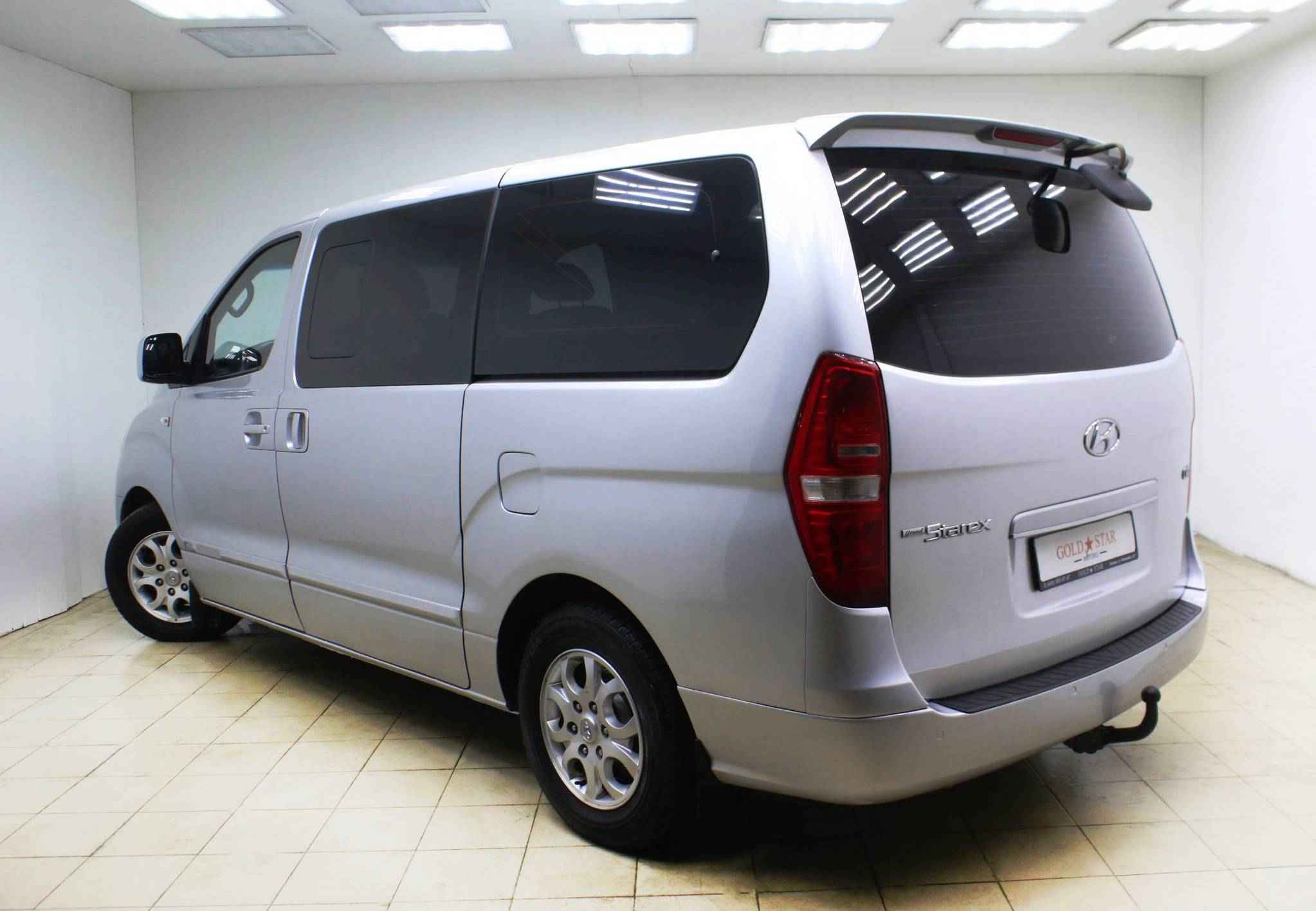 Hyundai Grand Starex, I