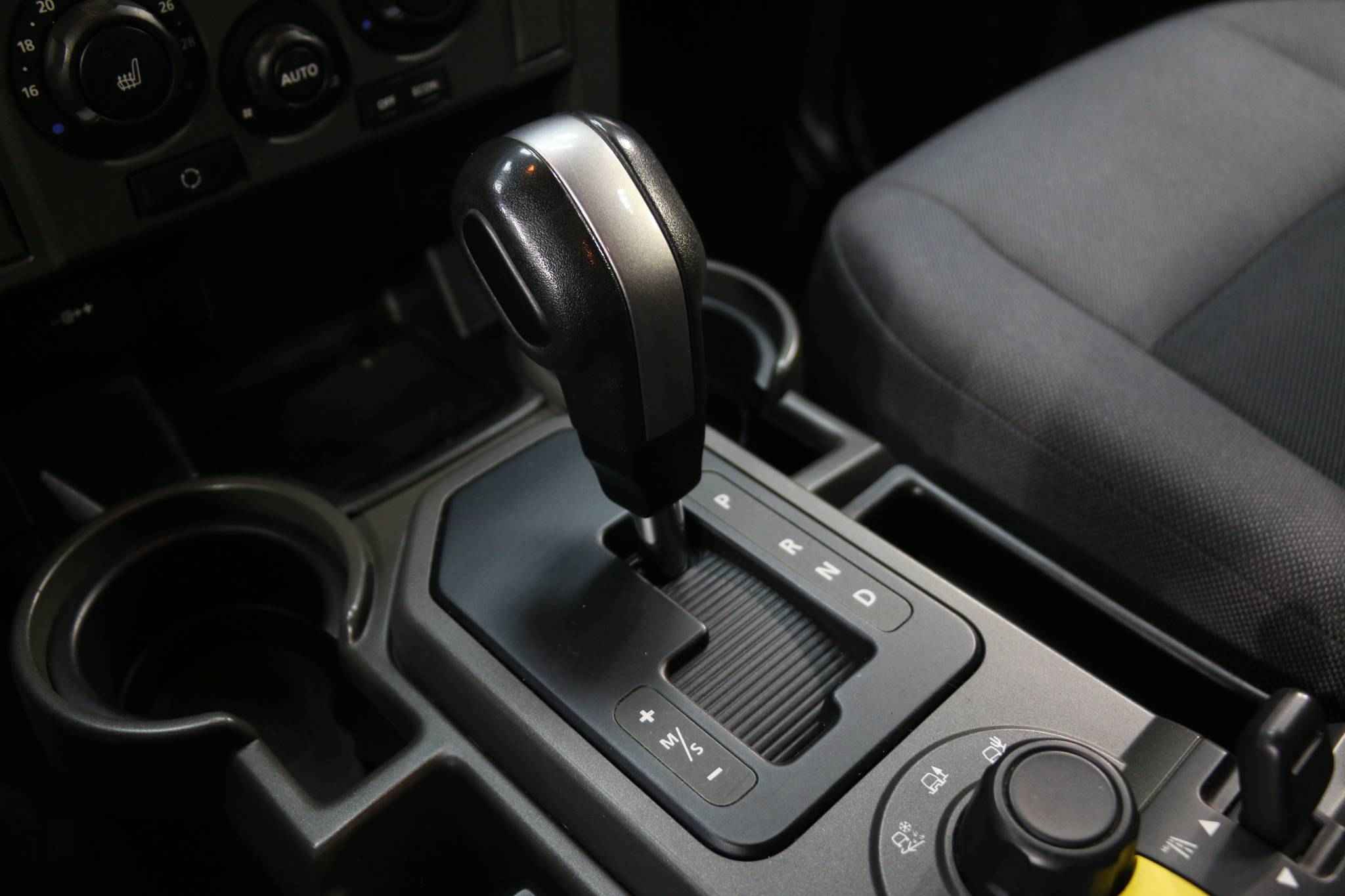 Land Rover Discovery, III