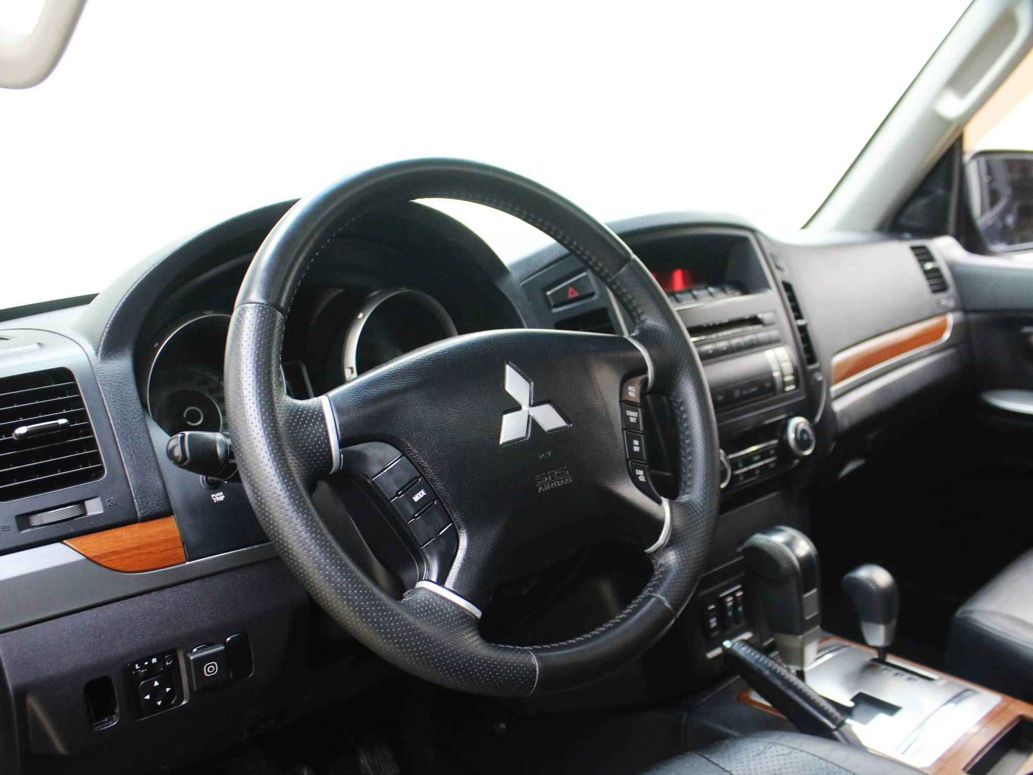 Mitsubishi Pajero, IV