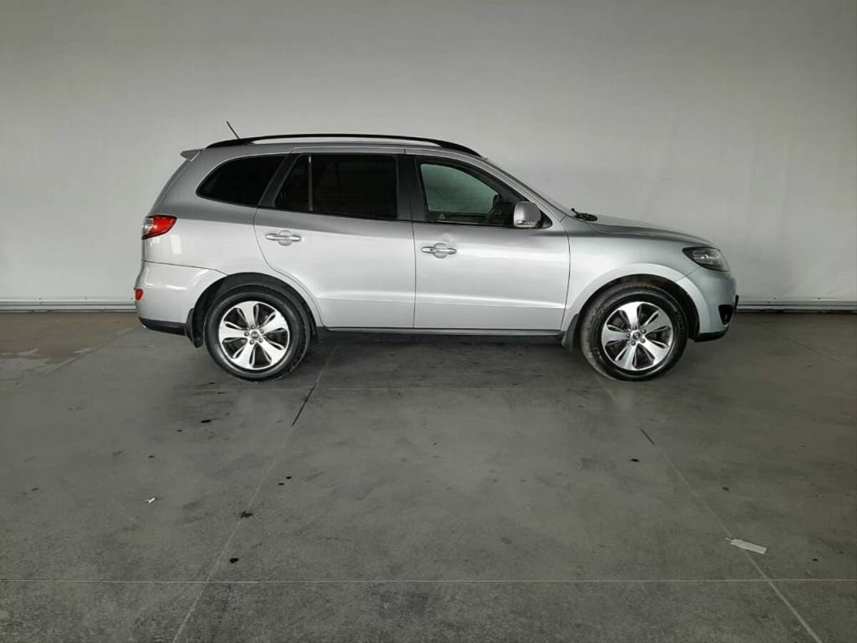 Hyundai Santa Fe, 2011