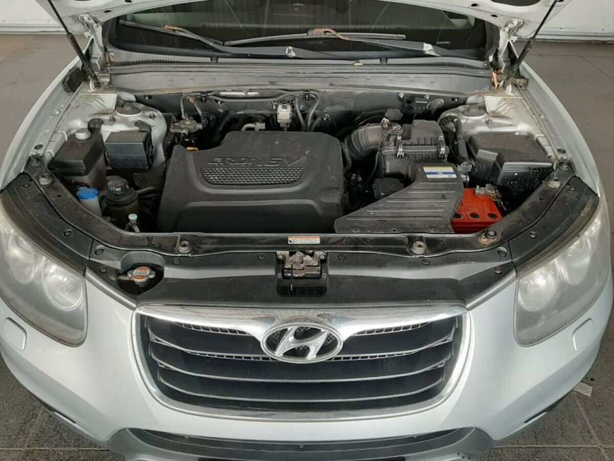 Hyundai Santa Fe, 2011