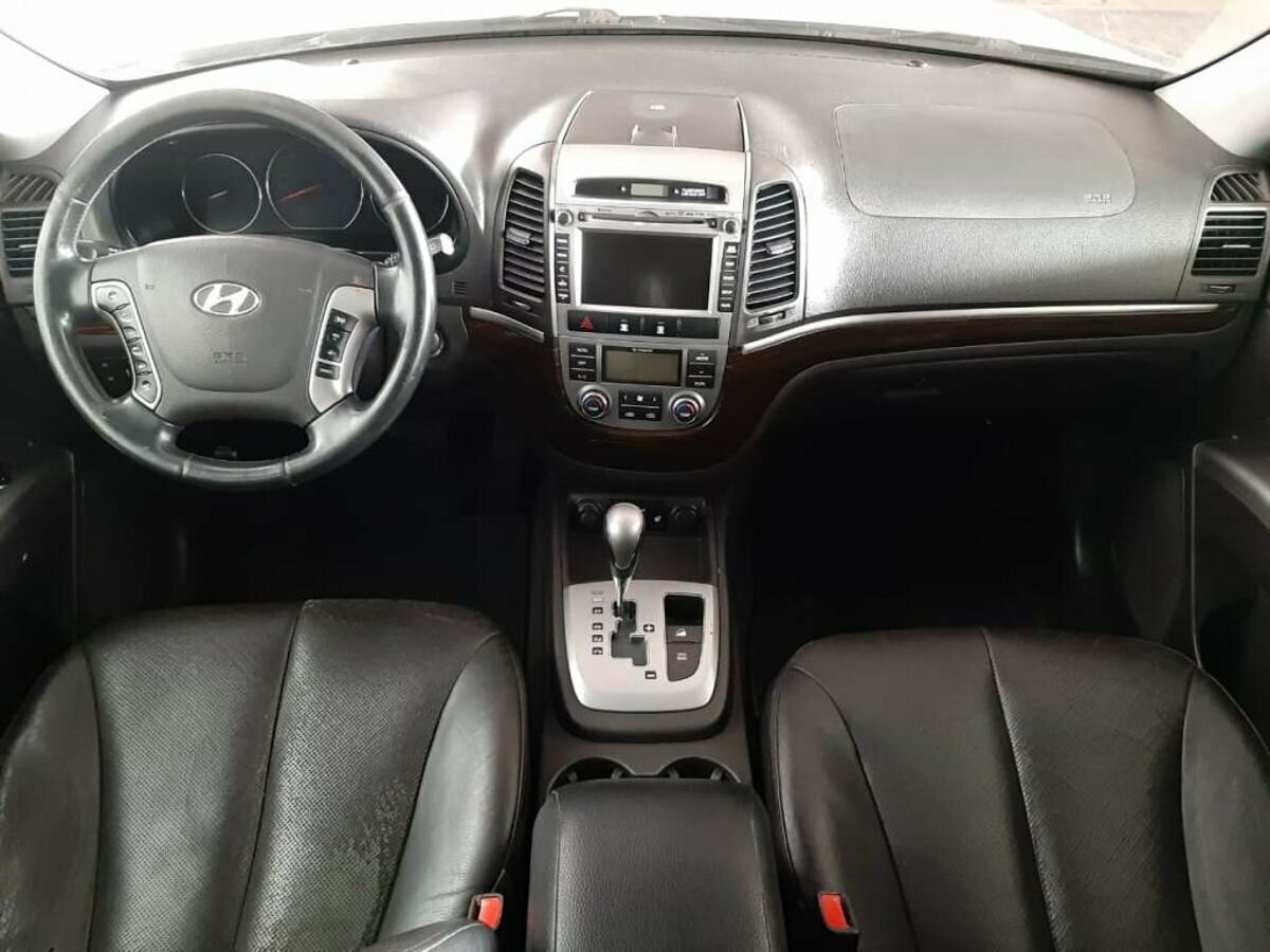 Hyundai Santa Fe, 2011