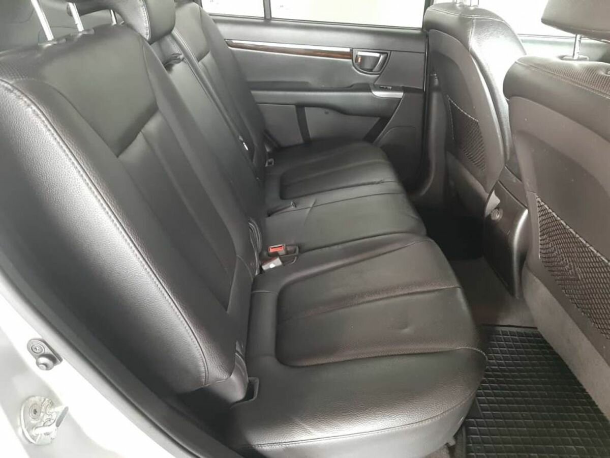 Hyundai Santa Fe, 2011