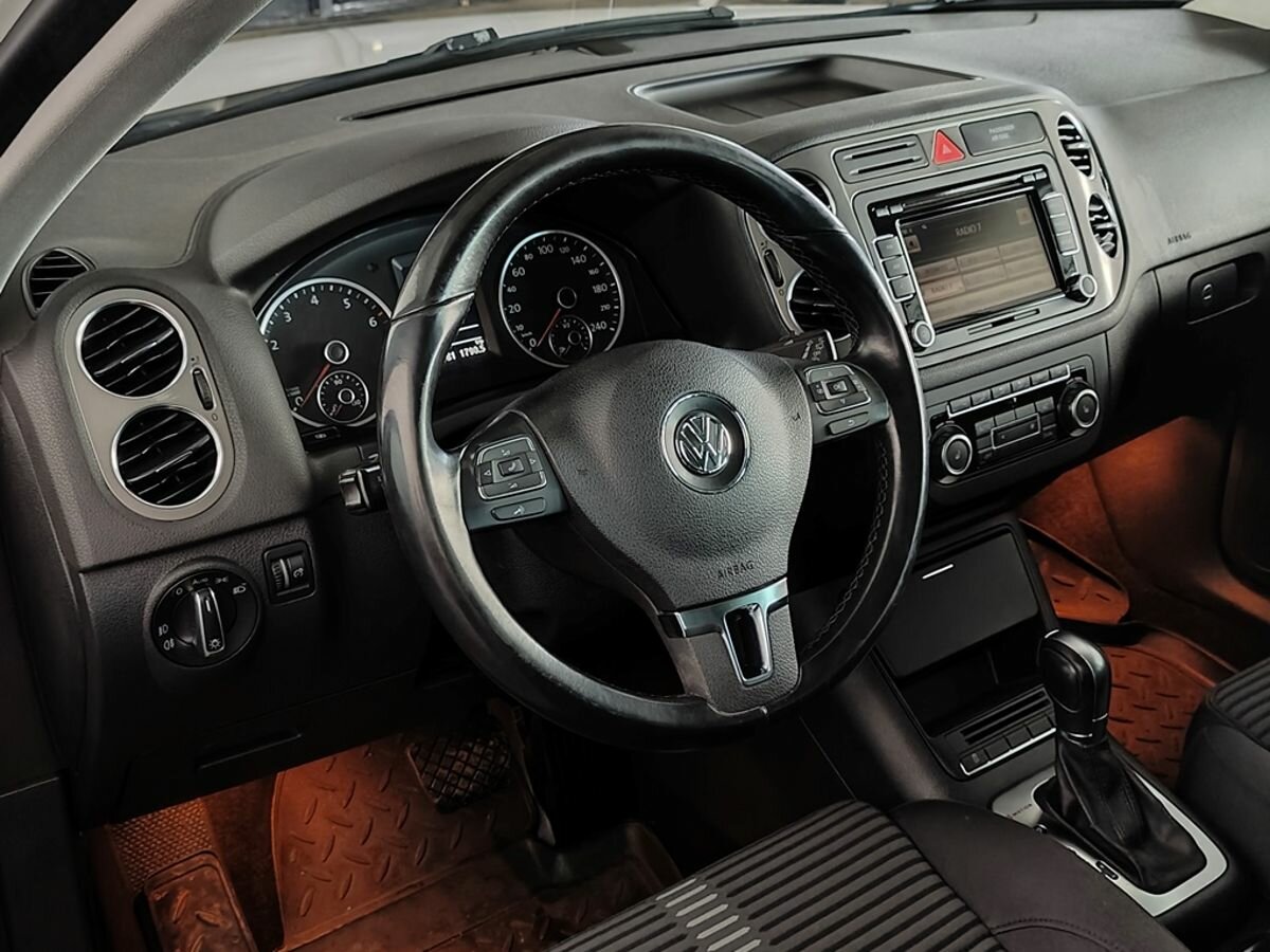 Volkswagen Tiguan, 2010