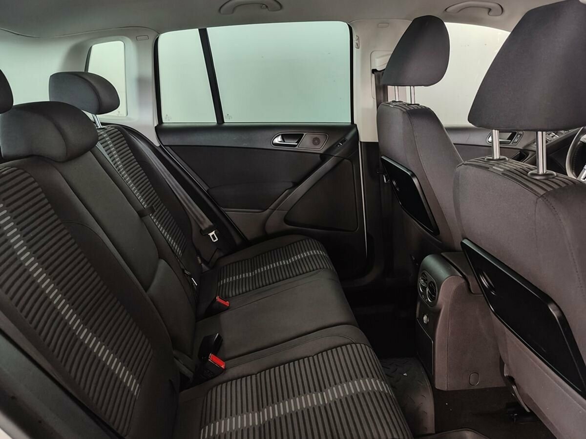 Volkswagen Tiguan, 2010